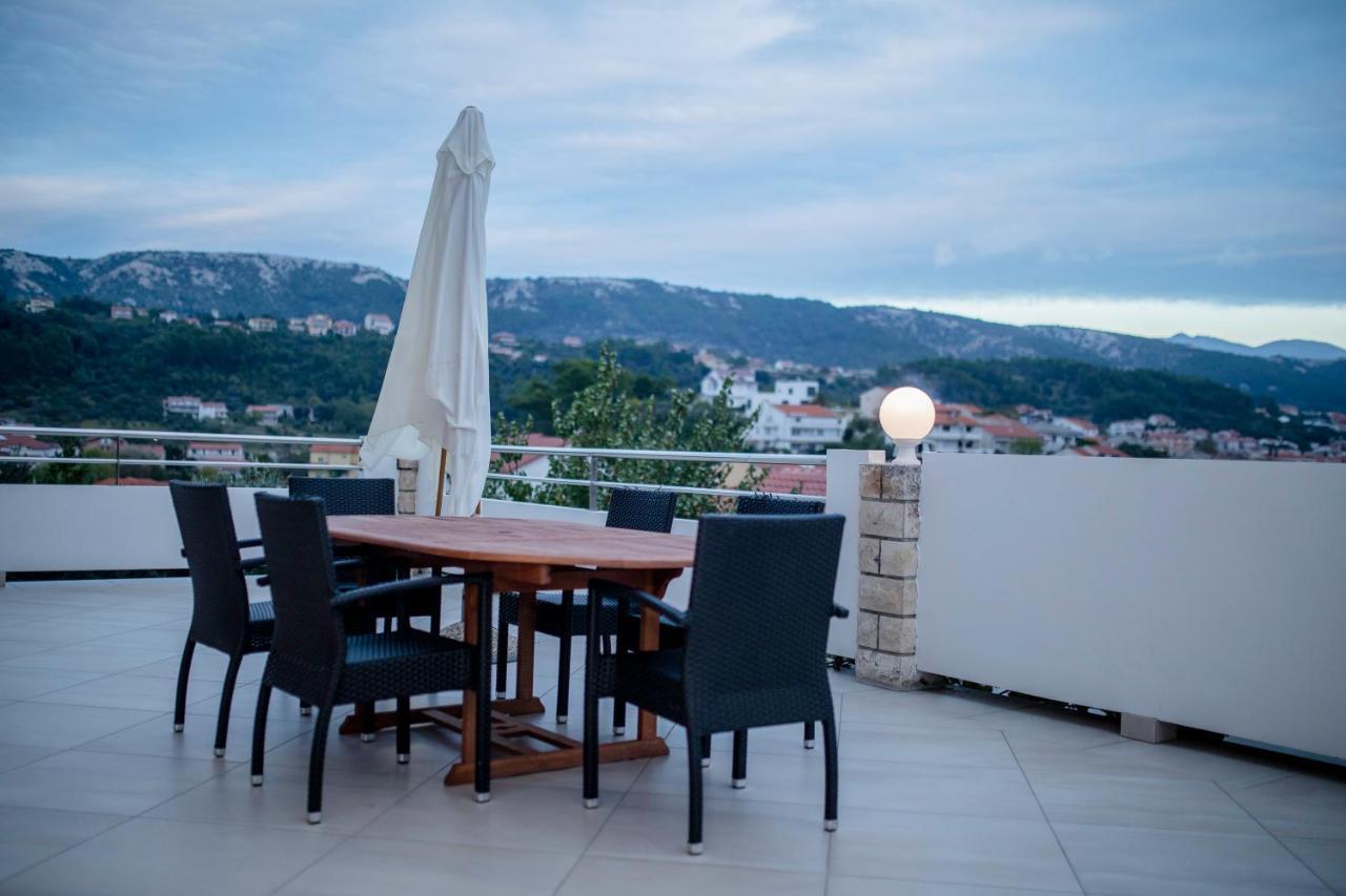 Apartments And Rooms Bolero راب المظهر الخارجي الصورة