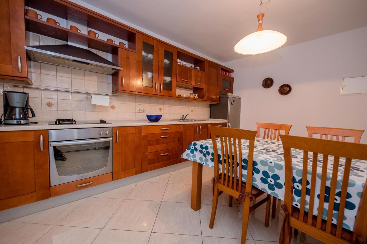 Apartments And Rooms Bolero راب المظهر الخارجي الصورة