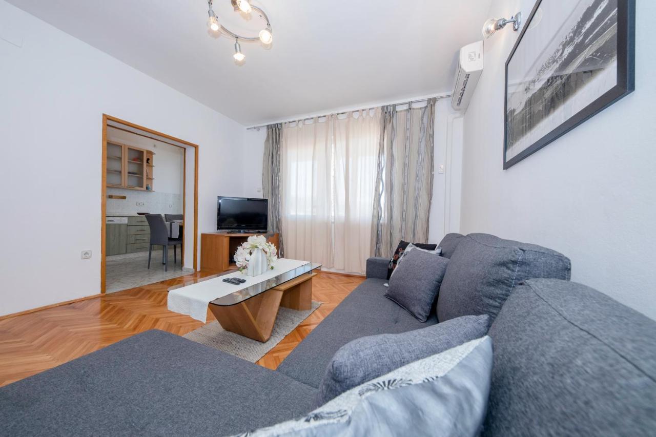 Apartments And Rooms Bolero راب المظهر الخارجي الصورة