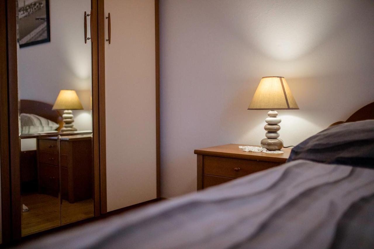 Apartments And Rooms Bolero راب المظهر الخارجي الصورة